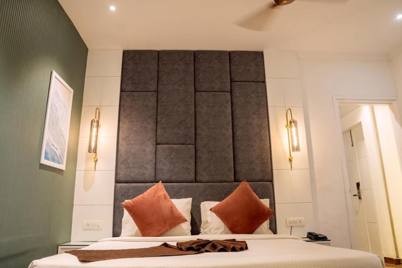 Redwood Resort Panchkula Dış mekan fotoğraf