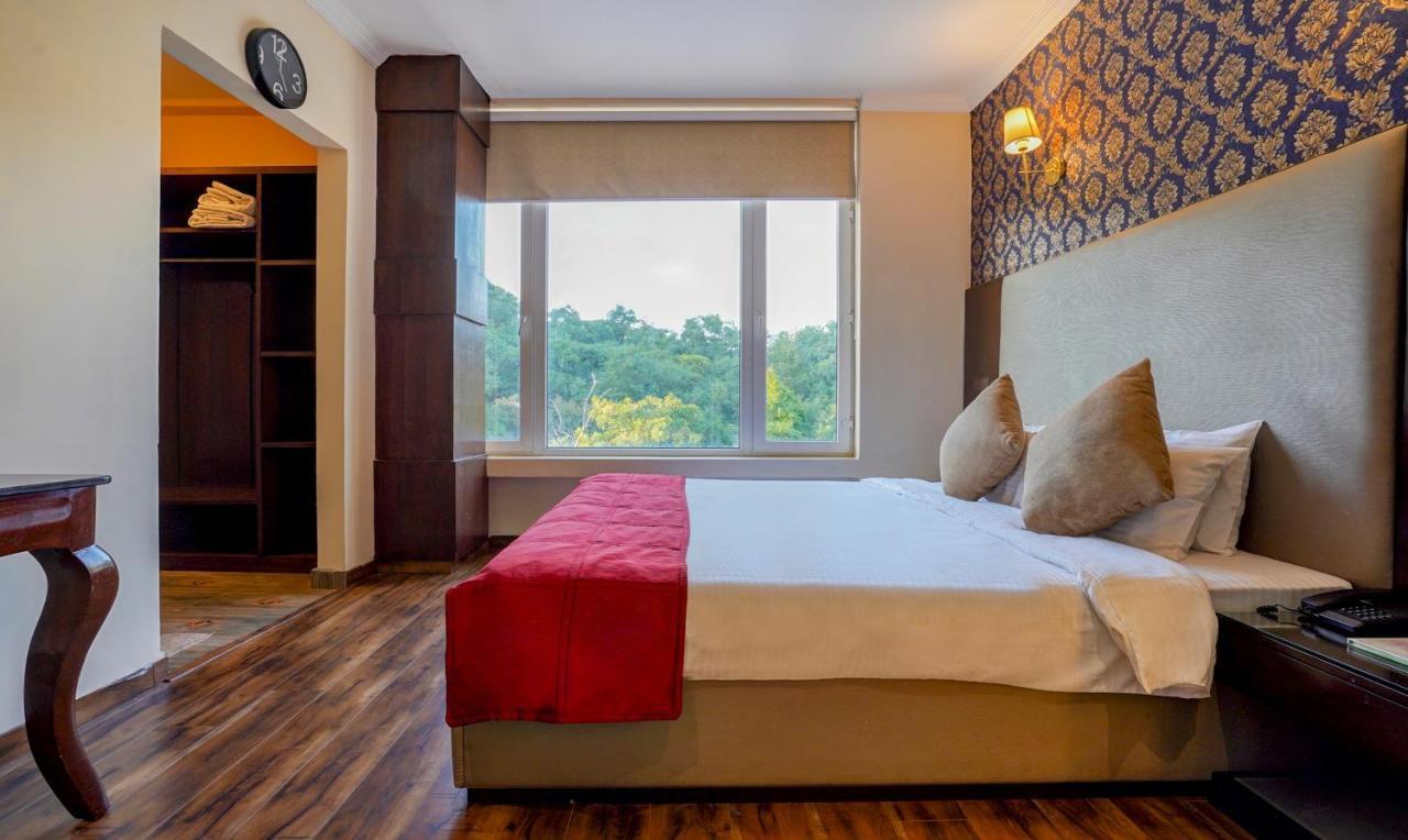 Redwood Resort Panchkula Dış mekan fotoğraf