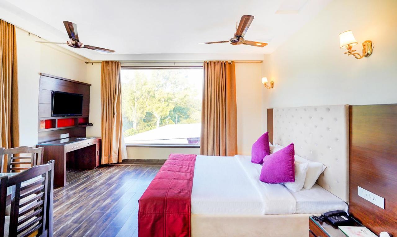 Redwood Resort Panchkula Dış mekan fotoğraf